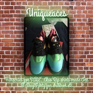 Hurachies Brand New in Box